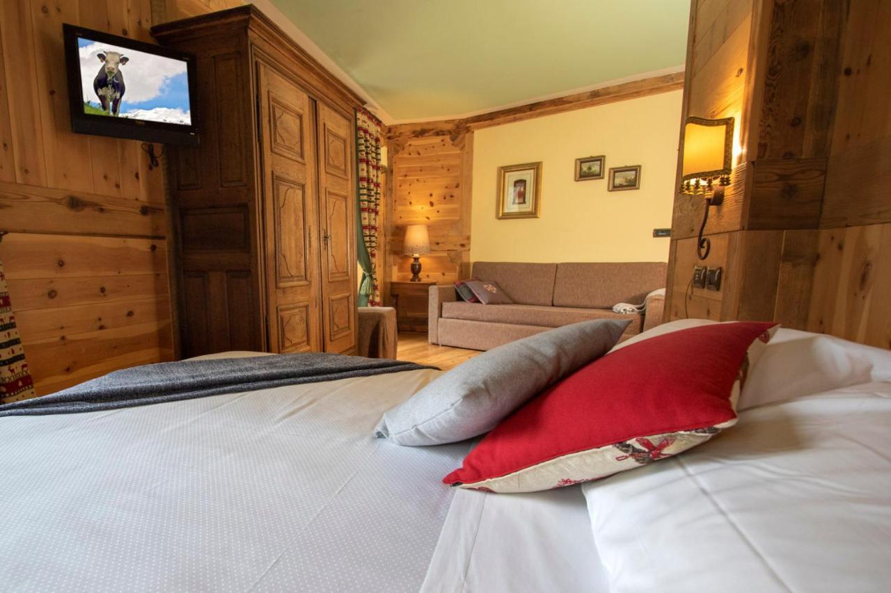 Laghetto Alpine Hotel & Restaurant Brusson Ngoại thất bức ảnh