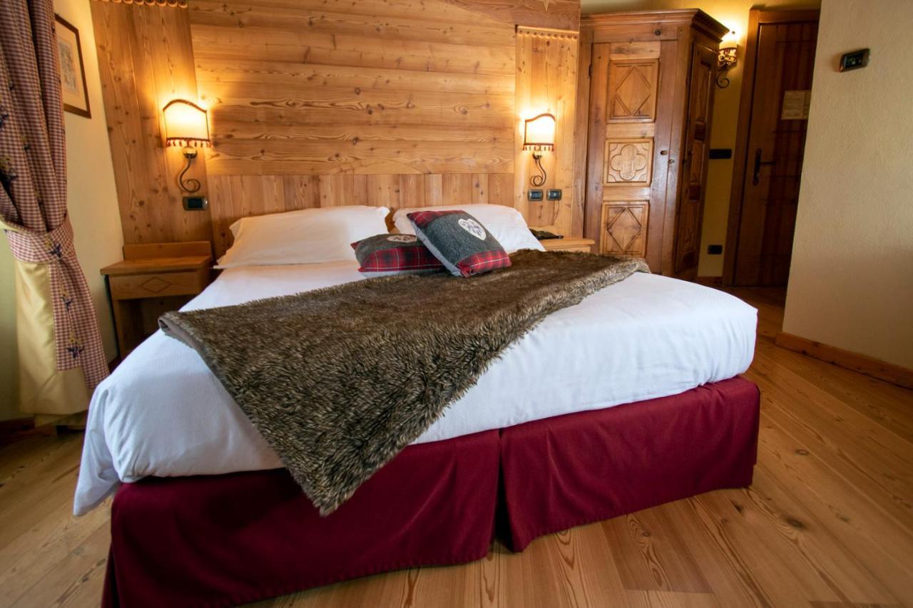 Laghetto Alpine Hotel & Restaurant Brusson Ngoại thất bức ảnh