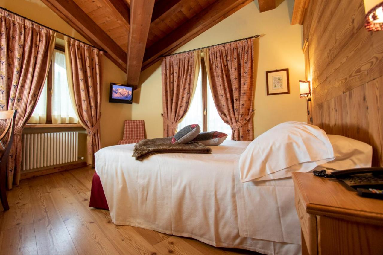 Laghetto Alpine Hotel & Restaurant Brusson Ngoại thất bức ảnh