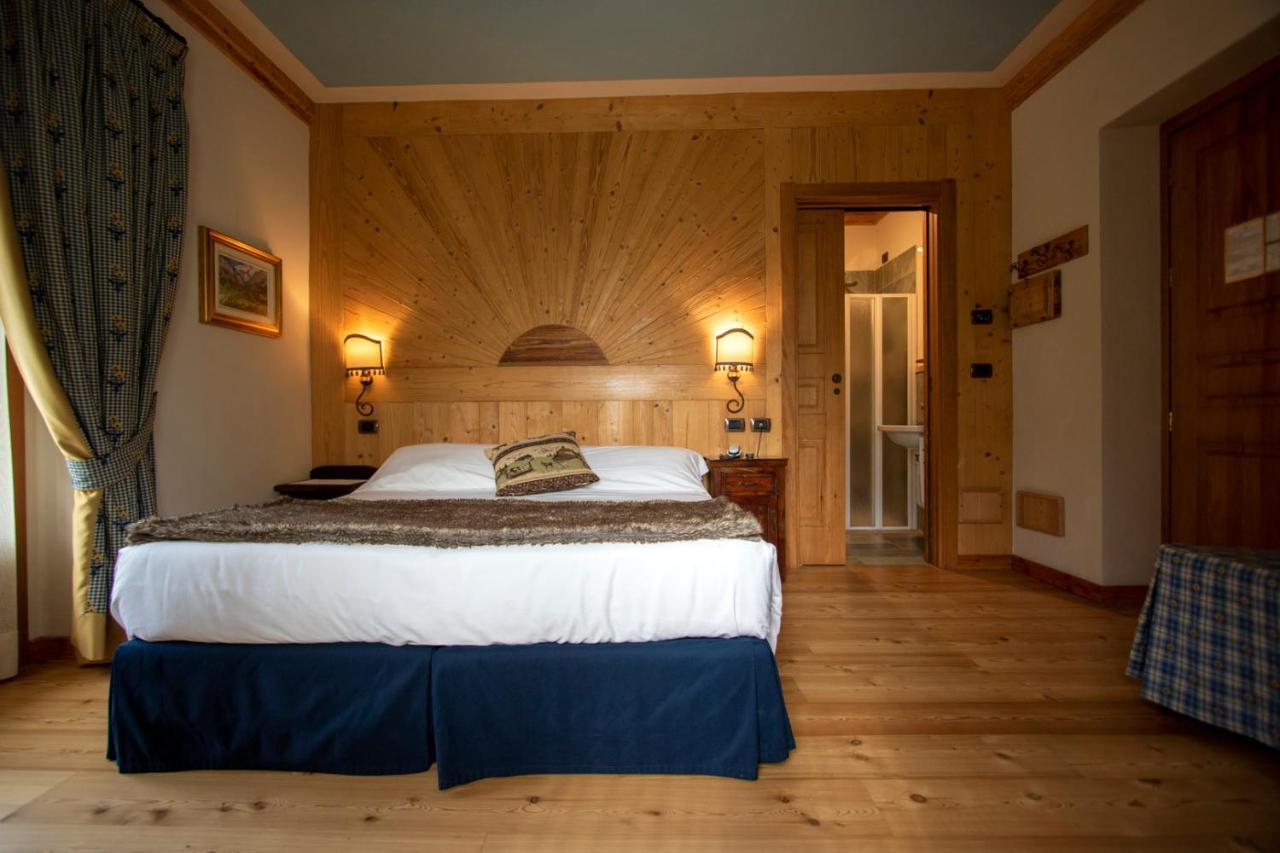 Laghetto Alpine Hotel & Restaurant Brusson Ngoại thất bức ảnh