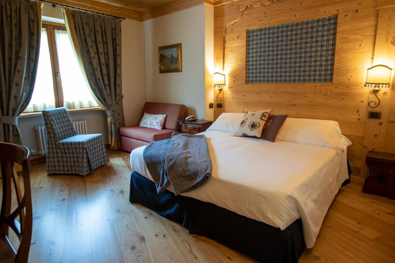 Laghetto Alpine Hotel & Restaurant Brusson Ngoại thất bức ảnh