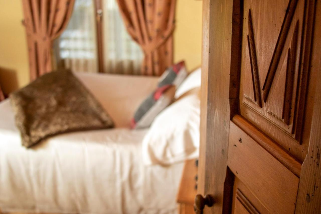 Laghetto Alpine Hotel & Restaurant Brusson Ngoại thất bức ảnh
