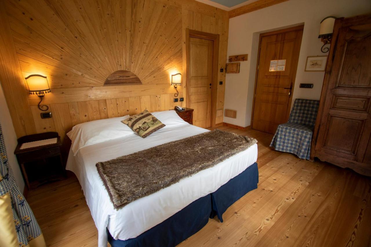 Laghetto Alpine Hotel & Restaurant Brusson Ngoại thất bức ảnh