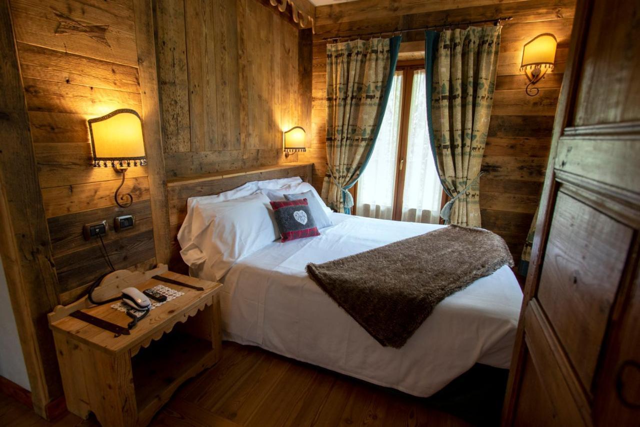 Laghetto Alpine Hotel & Restaurant Brusson Ngoại thất bức ảnh