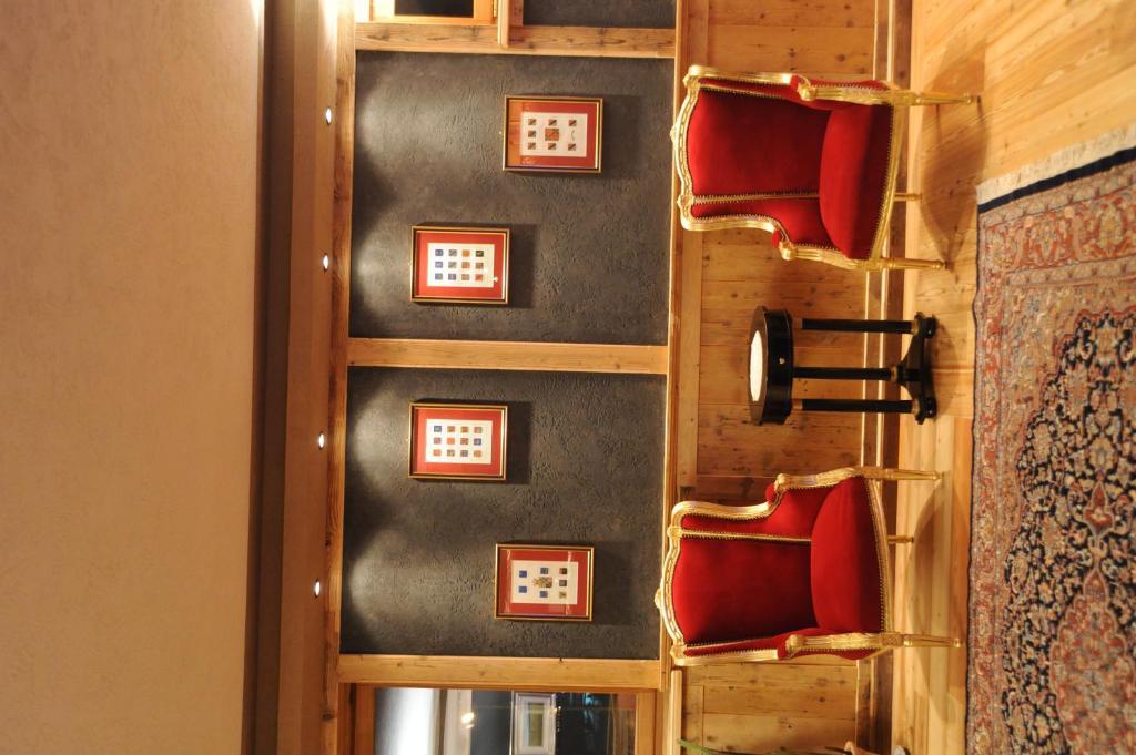 Laghetto Alpine Hotel & Restaurant Brusson Ngoại thất bức ảnh